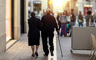 Seniorzy bagatelizują kwarantannę. „Nie wszyscy zdają sobie sprawę z niebezpieczeństwa”